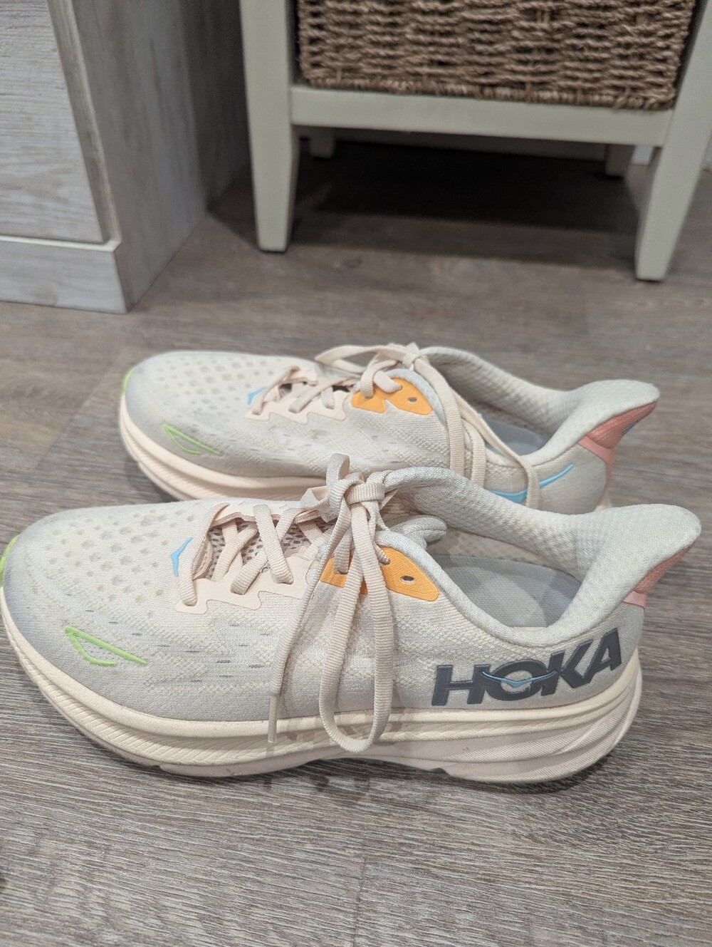 Women's Hoka Clifton 9 | Size 7.5